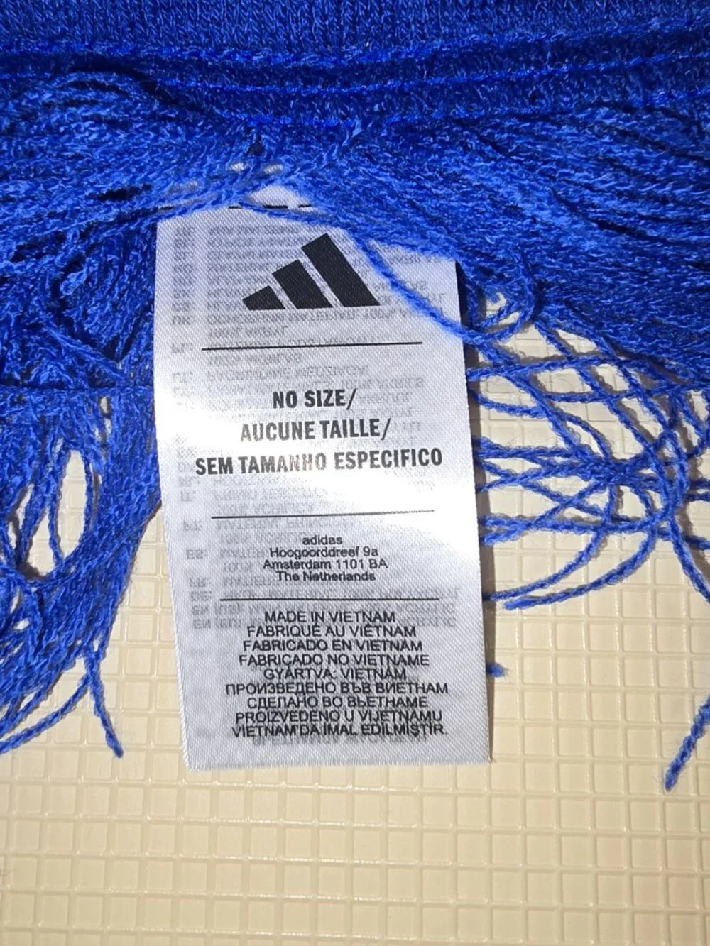 Adidas ITALY National Team 26 Football Scarf KD7646- World Cup 2026
